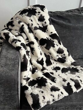 Minky Couture Urban Cowz Blanket- Adult Size